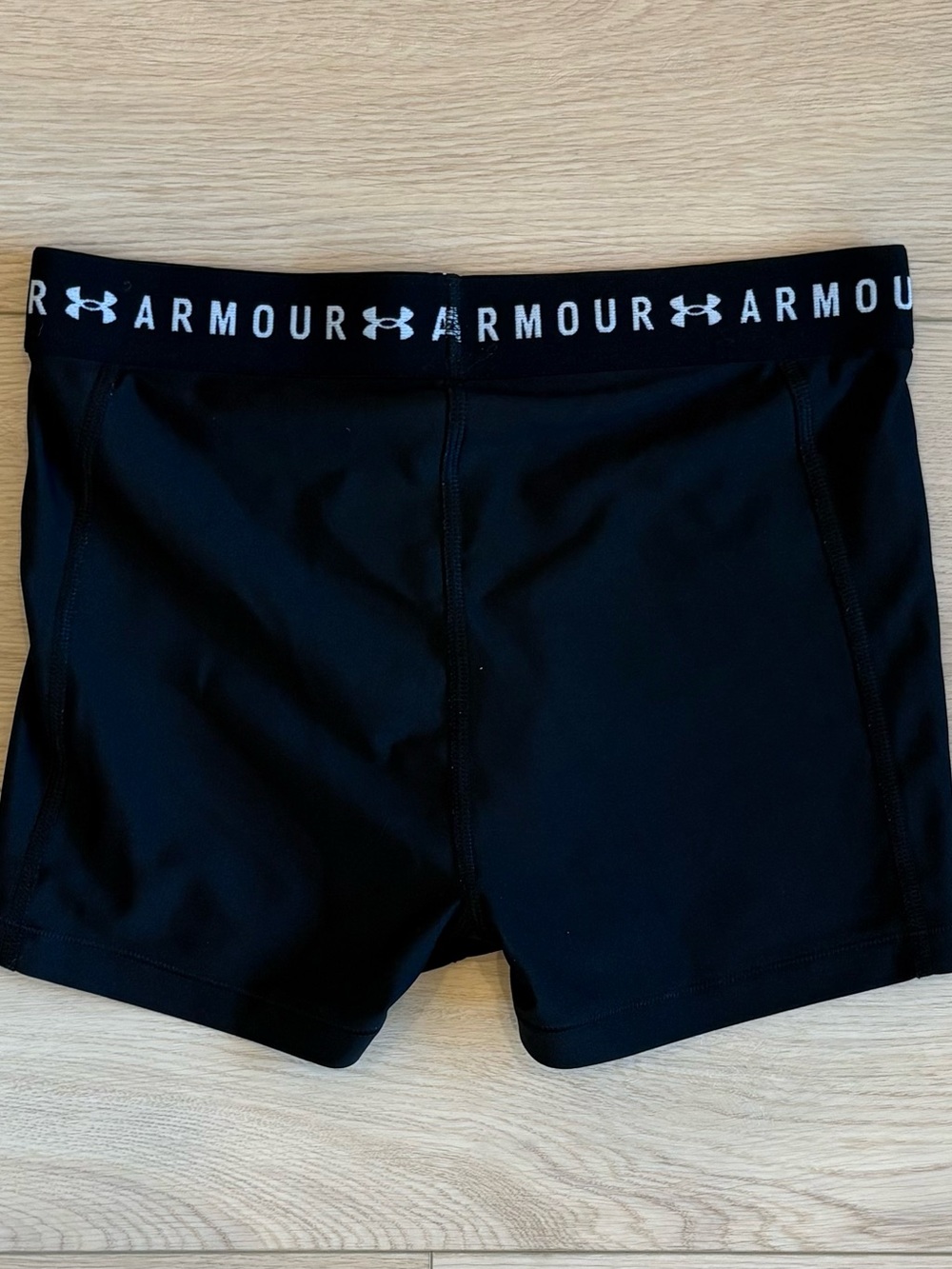 Under Armour Black Logo Waistband Compression Shorts - Picture 2 of 4